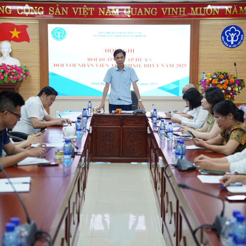 BHXH tỉnh Ninh Bình: Tập huấn Nhân viên thu BHXH, BHYT